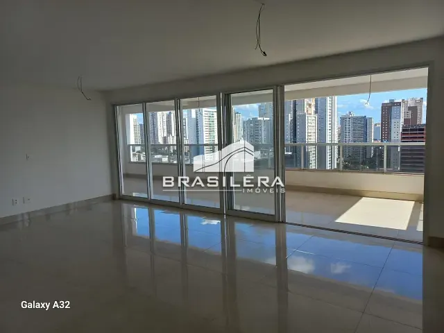 Apartamento com 225m² 3 quartos e 6 banheiros, à venda, no bairro Setor Bueno em Goiânia