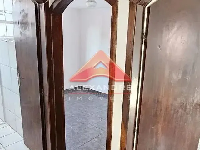 Apartamento com 90m² 2 quartos e 1 banheiro, para alugar, no bairro Vila Industrial em São José Dos Campos