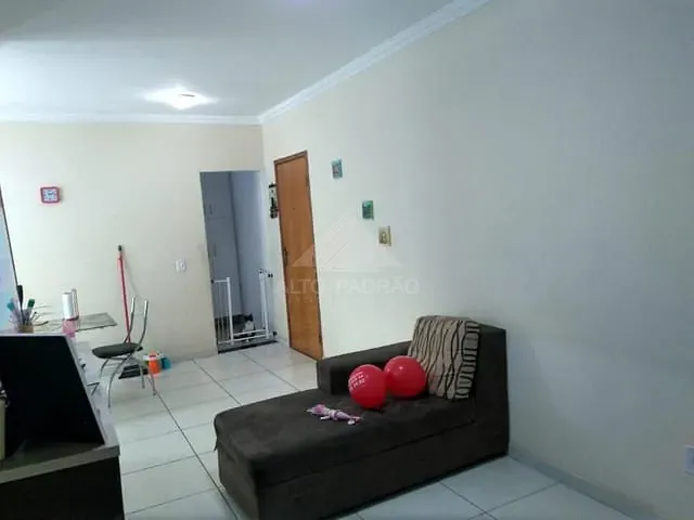 Apartamento com 66m² 2 quartos e 1 banheiro, à venda, no bairro Vila Bocaina em Mauá
