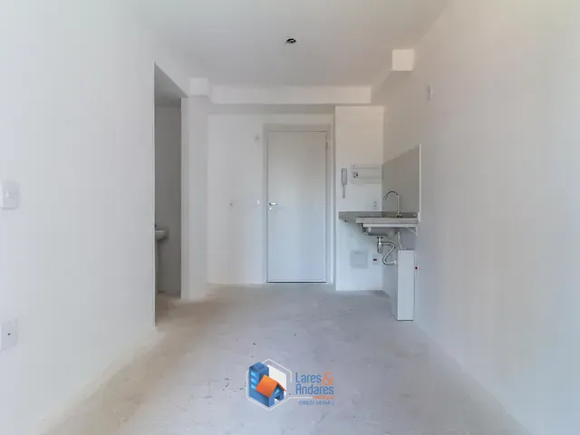Apartamento com 27m² 1 quarto e 1 banheiro, à venda, no bairro Pinheiros em São Paulo