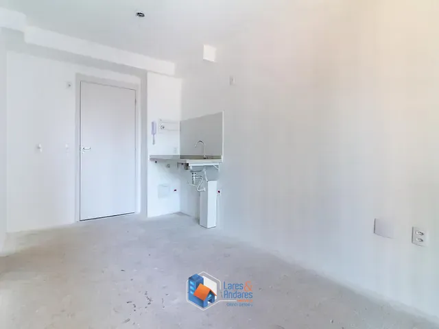 Apartamento com 27m² 1 quarto e 1 banheiro, à venda, no bairro Pinheiros em São Paulo