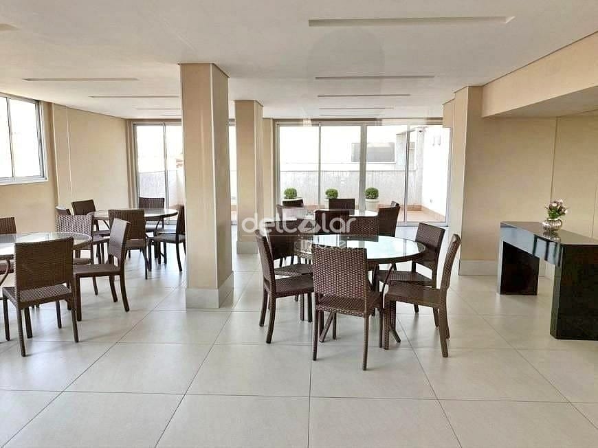 Apartamento para alugar com 2 quartos, 65m² - Foto 32