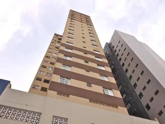Apartamento 2 quartos e 1 banheiro, para alugar, no bairro Bigorrilho em Curitiba