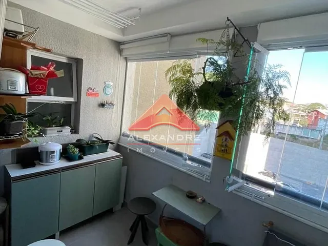 Apartamento 2 quartos e 1 banheiro, à venda, no bairro Vila Industrial em São José dos Campos