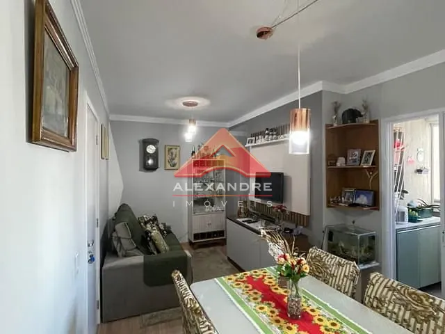 Apartamento 2 quartos e 1 banheiro, à venda, no bairro Vila Industrial em São José dos Campos