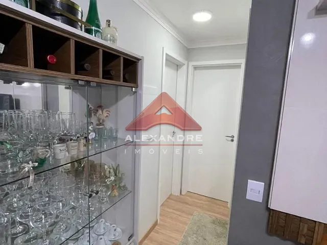Apartamento 2 quartos e 1 banheiro, à venda, no bairro Vila Industrial em São José dos Campos