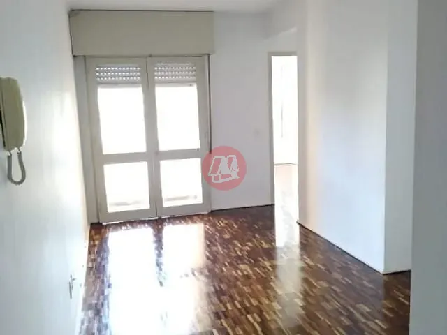 Apartamento 1 quarto e 1 banheiro, à venda, no bairro Cidade Baixa em Porto Alegre