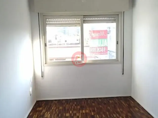 Apartamento 1 quarto e 1 banheiro, à venda, no bairro Cidade Baixa em Porto Alegre