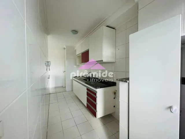 Apartamento com 67m² 3 quartos e 2 banheiros, para alugar, no bairro Loteamento Villa Branca em Jacareí