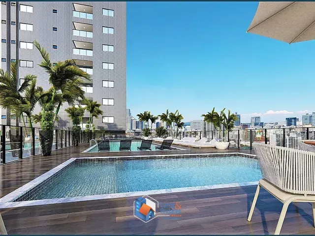 Apartamento com 2300m² 2 quartos e 2 banheiros, à venda, no bairro Centro em Balneário Camboriú