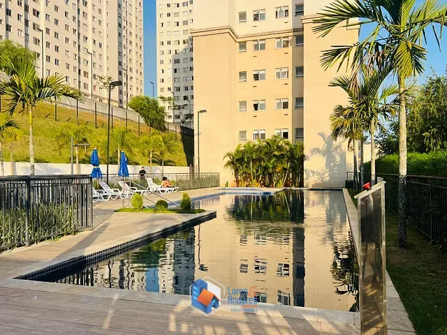 Apartamento com 58m² 3 quartos e 2 banheiros, à venda, no bairro Parque São Vicente em Mauá