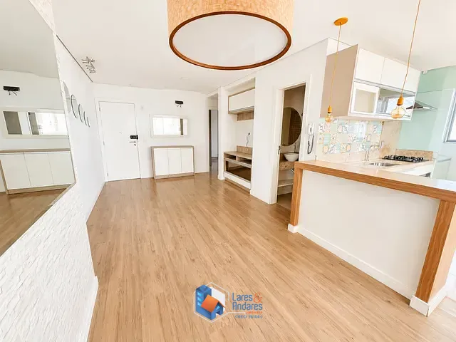 Apartamento com 72m² 2 quartos e 3 banheiros, à venda, no bairro Centro em Itajaí