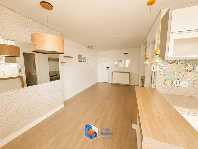 Apartamento com 72m² 2 quartos e 3 banheiros, à venda, no bairro Centro em Itajaí