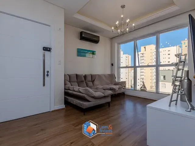Apartamento com 137m² 3 quartos e 4 banheiros, à venda, no bairro Meia Praia em Itapema