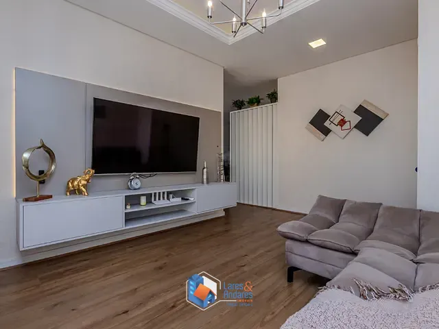 Apartamento com 137m² 3 quartos e 4 banheiros, à venda, no bairro Meia Praia em Itapema