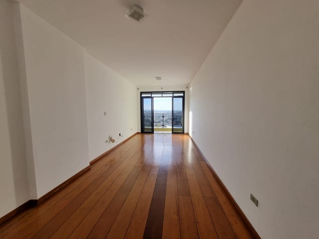 Foto do Apartamento - FLORESTA NEGRA - R$ 450.000 (ESTUDA PERMUTA) - Apartamento à venda, 3 dormitórios (1 suíte), 128m², Centro, Londrina, PR | Human Imóveis