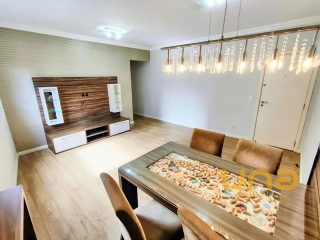 Apartamento 2 quartos e 1 banheiro, para alugar, no bairro CENTRO em Curitiba