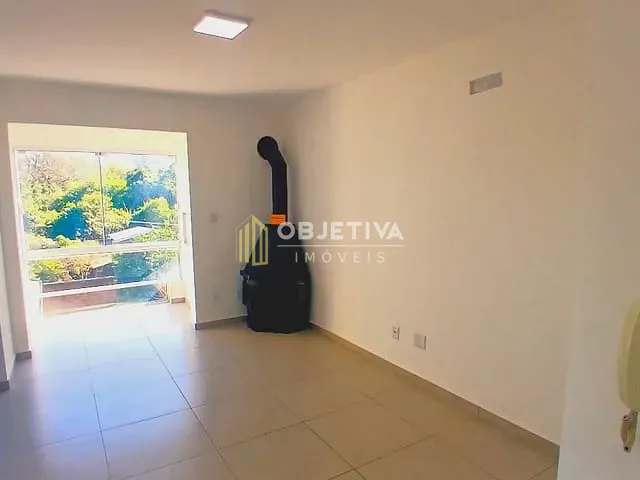 Apartamento 2 quartos e 1 banheiro, para alugar, no bairro Rondônia em Novo Hamburgo