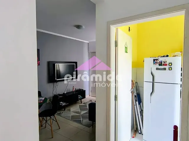 Apartamento com 10m² 2 quartos e 2 banheiros, para alugar, no bairro Vila Rangel em São José Dos Campos