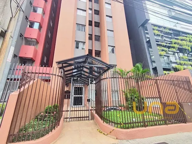 Apartamento 1 quarto e 1 banheiro, para alugar, no bairro CENTRO em Curitiba