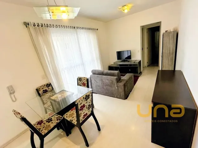 Apartamento 1 quarto e 1 banheiro, para alugar, no bairro CENTRO em Curitiba
