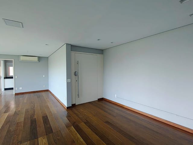 Apartamento com 187m² 3 quartos e 5 banheiros, à venda, no bairro Umuarama em Osasco