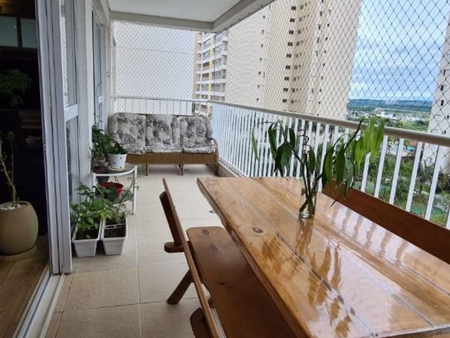 Apartamento 3 quartos e 3 banheiros, à venda, no bairro Jardim das Indústrias em São José dos Campos