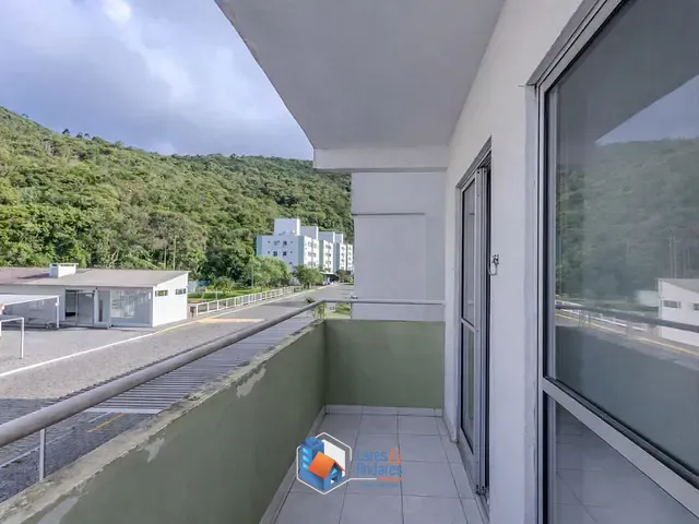 Apartamento com 54m² 2 quartos e 1 banheiro, à venda, no bairro Centro em Camboriú