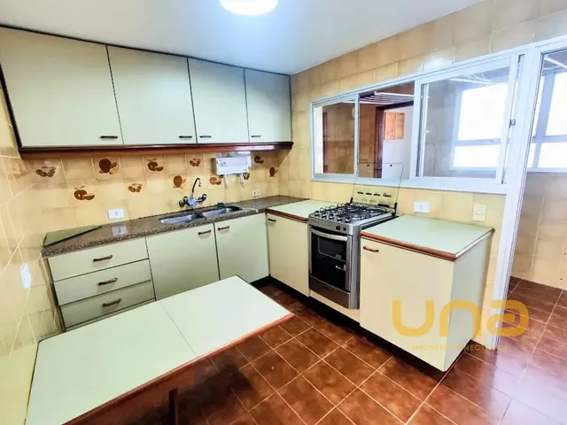 Apartamento 3 quartos e 2 banheiros, para alugar, no bairro BIGORRILHO em Curitiba