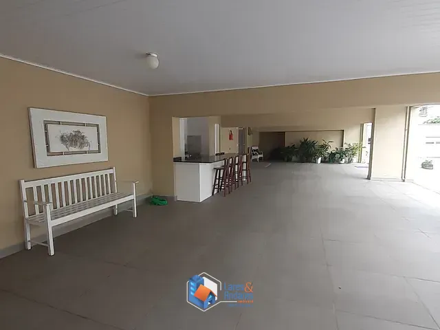 Apartamento com 178m² 4 quartos e 2 banheiros, à venda, no bairro Centro em Balneário Camboriú