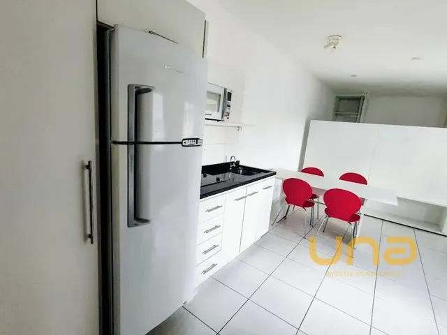 Apartamento 1 quarto e 1 banheiro, para alugar, no bairro CENTRO em Curitiba