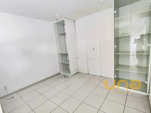 Apartamento 1 quarto e 1 banheiro, para alugar, no bairro CENTRO em Curitiba