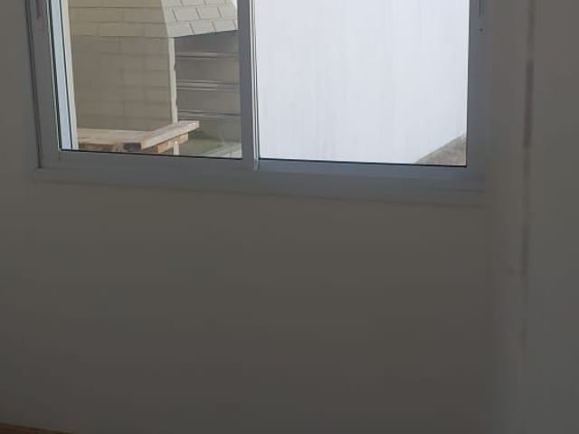 Casa 2 quartos e 1 banheiro, à venda, no bairro Areal em Pelotas