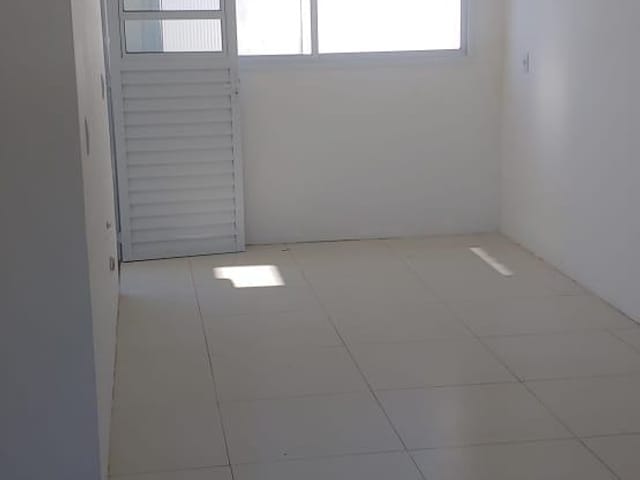 Casa 2 quartos e 1 banheiro, à venda, no bairro Areal em Pelotas