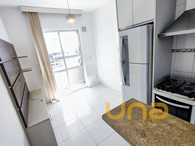 Apartamento 2 quartos e 1 banheiro, para alugar, no bairro CENTRO em Curitiba