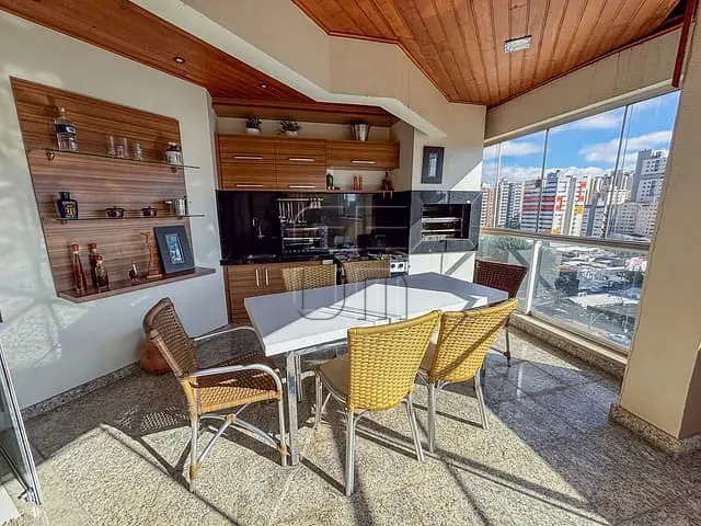 Apartamento 3 quartos e 3 banheiros, à venda, no bairro Vila Larsen 1 em Londrina