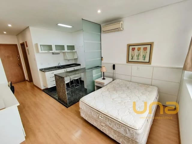 Apartamento 1 quarto e 1 banheiro, para alugar, no bairro CENTRO em Curitiba