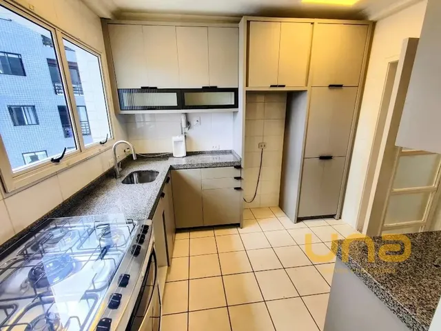 Apartamento 3 quartos e 2 banheiros, para alugar, no bairro CRISTO REI em Curitiba