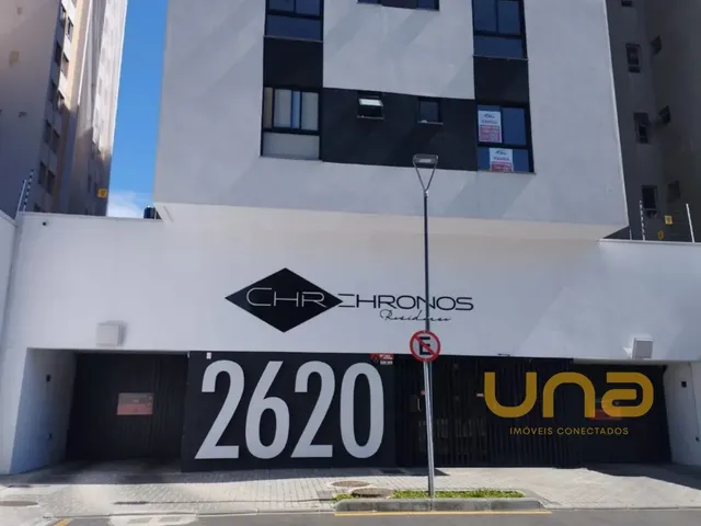 Apartamento 2 quartos e 1 banheiro, para alugar, no bairro AGUA VERDE em Curitiba