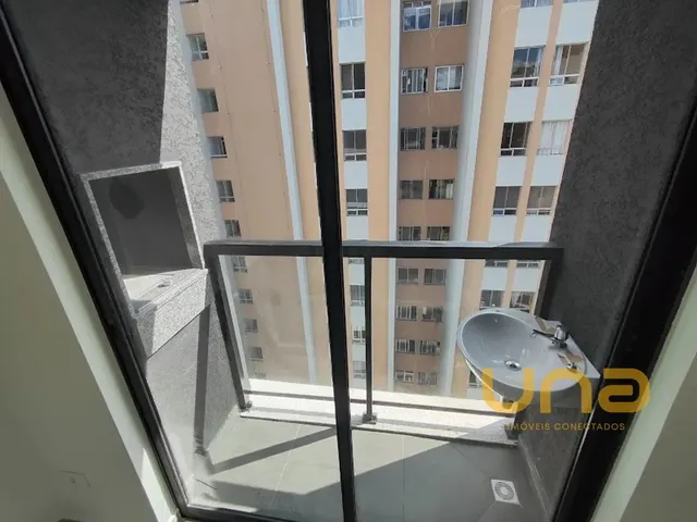 Apartamento 2 quartos e 1 banheiro, para alugar, no bairro AGUA VERDE em Curitiba