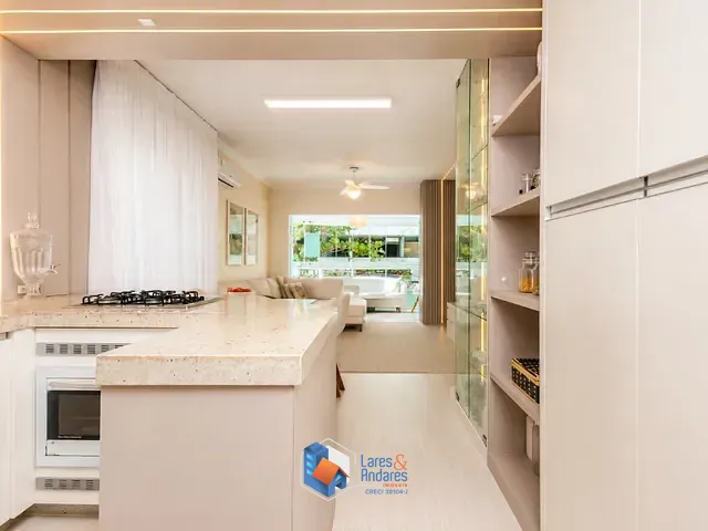 Apartamento com 249m² 3 quartos e 3 banheiros, à venda, no bairro Centro em Balneário Camboriú