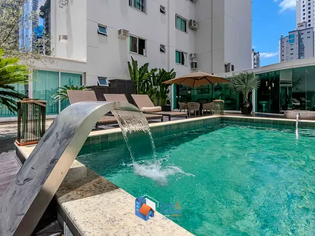 Apartamento com 912m² 3 quartos e 4 banheiros, à venda, no bairro Centro em Balneário Camboriú