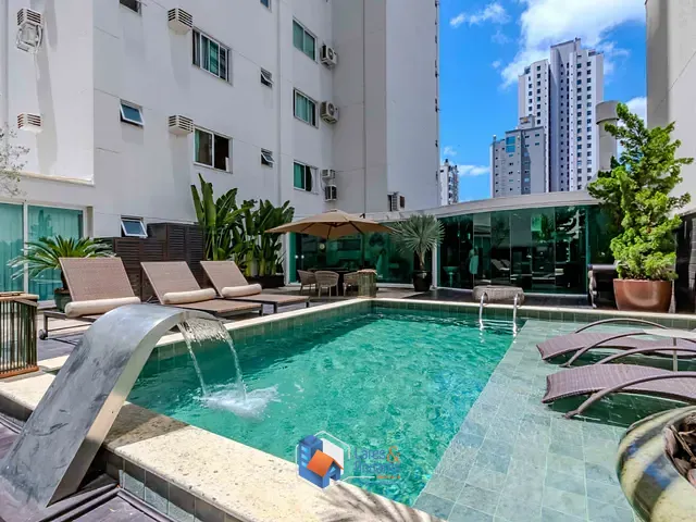 Apartamento com 912m² 3 quartos e 4 banheiros, à venda, no bairro Centro em Balneário Camboriú