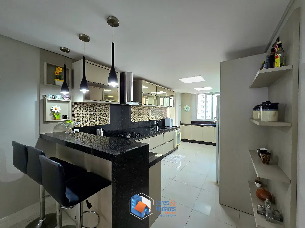 Apartamento, 3 quartos, 5000 m² - Foto 2