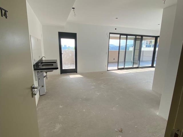 Apartamento com 269m² 3 quartos e 4 banheiros, à venda, no bairro Centro Comercial Jubran em Barueri
