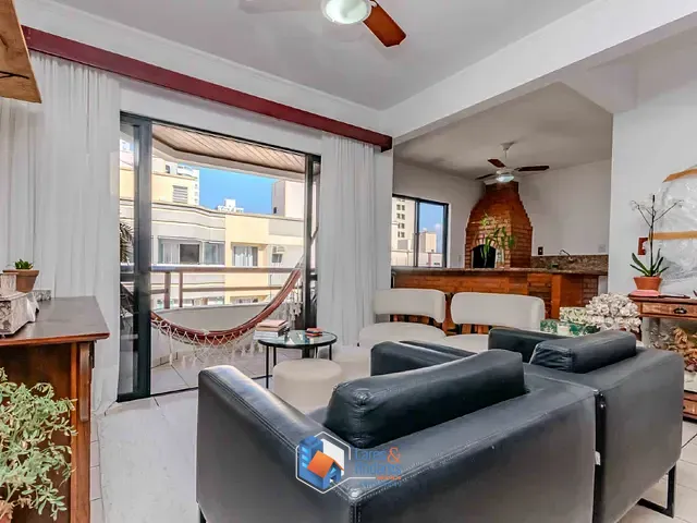 Apartamento com 185m² 3 quartos e 4 banheiros, à venda, no bairro Centro em Balneário Camboriú