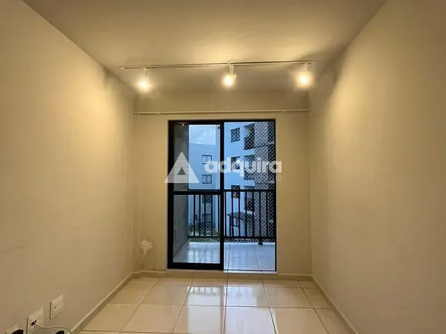 Apartamento 2 quartos e 1 banheiro, à venda, no bairro Colônia Dona Luíza em Ponta Grossa