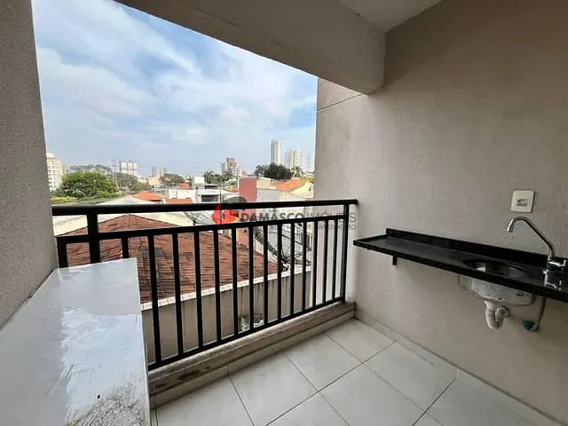 Apartamento 2 quartos e 1 banheiro, para alugar, no bairro Campestre em Santo André