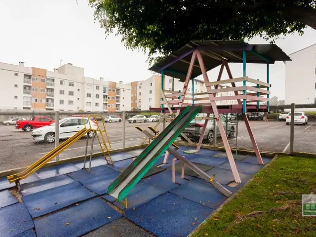 Apartamento 2 quartos e 1 banheiro, à venda, no bairro Itália em São José Dos Pinhais