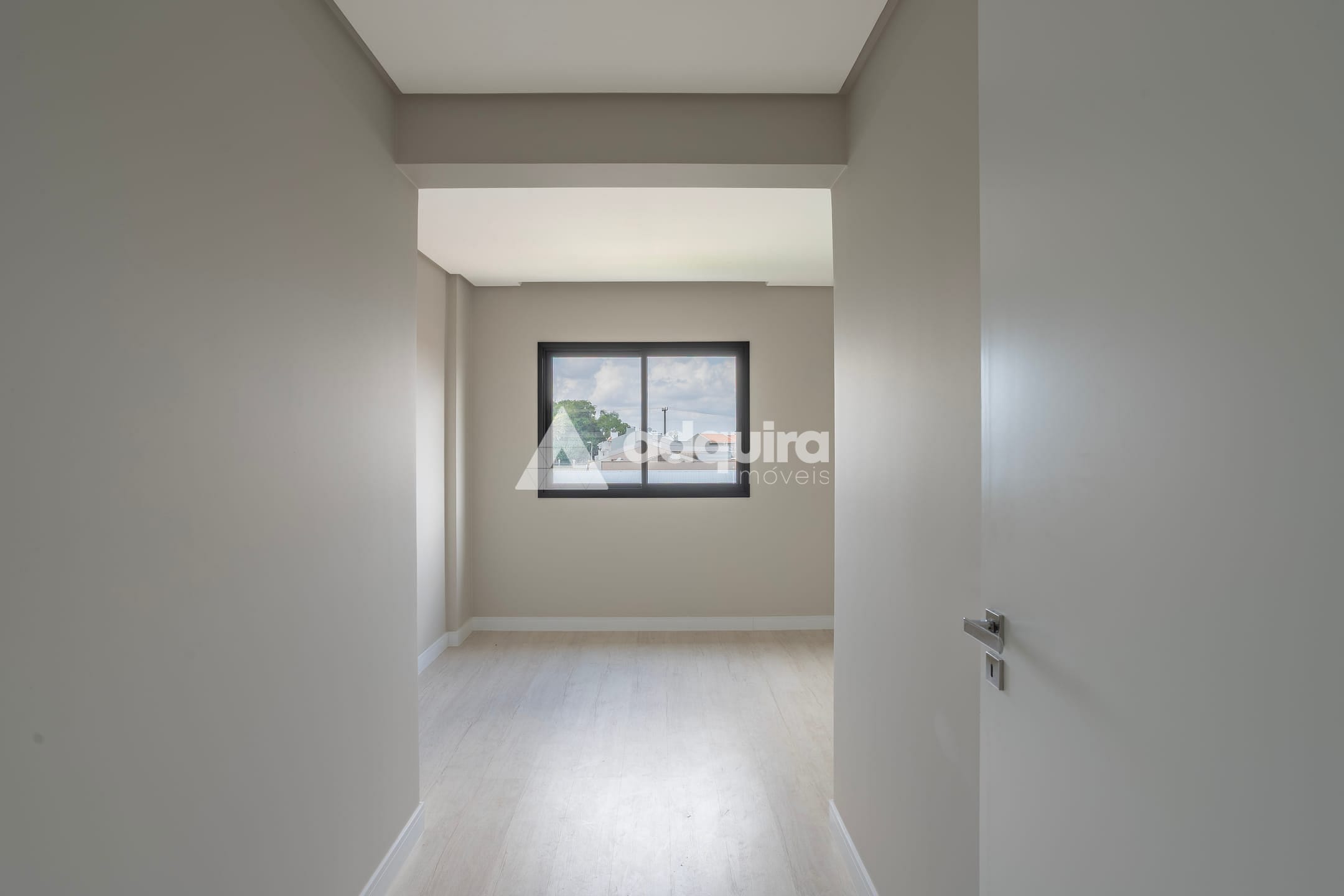 Apartamento à venda com 3 quartos, 105m² - Foto 8